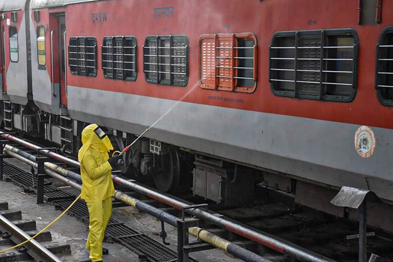 Bihar Railway : समर स्पेशल ट्रेनों का आज से परिचालन, पटना होकर जायेगी मुंबई-मालदा, जानें शिड्यूल