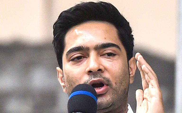 नारद स्टिंग केस में तृणमूल नेताओं की गिरफ्तारी पर बोले अभिषेक बनर्जी, लॉकडाउन के नियमों का पालन करें