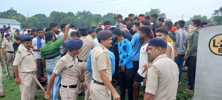Agneepath Scheme Protest : बिहार-UP-झारखंड में बवाल, बोकारो में विरोध प्रदर्शन तेज