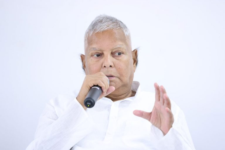 राजद सुप्रीमो लालू यादव ने जातिवाद को बताया कैंसर, कहा- सिरदर्द की दवा खाने से नहीं होगा इसका इलाज