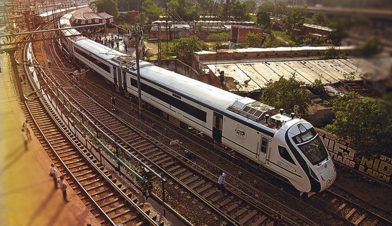 अब गोरखपुर और अयोध्या के लोग भी करेंगे वंदे भारत से यात्रा, प्रयागराज तक का सफर इतने घंटे में होगा पूरा