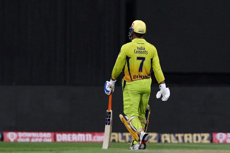 IPL 2021 : इस तरह पंत और अवेश खान के चंगुल में फंसे थे धौनी, पहले ही मैच में दिल्ली ने चेन्नई को चटाया था धूल