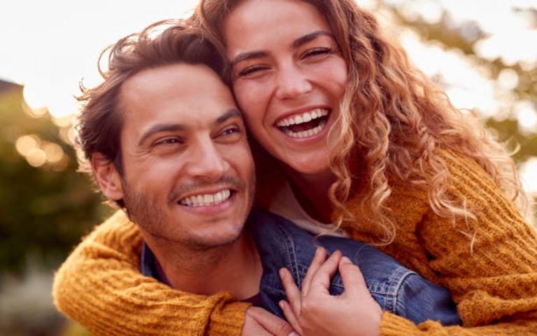 Relationship Tips: पति-पत्नी के बीच चल रहे झगड़े से बाहर निकलने के लिए करें ये काम, रिश्ता होगा मजबूत