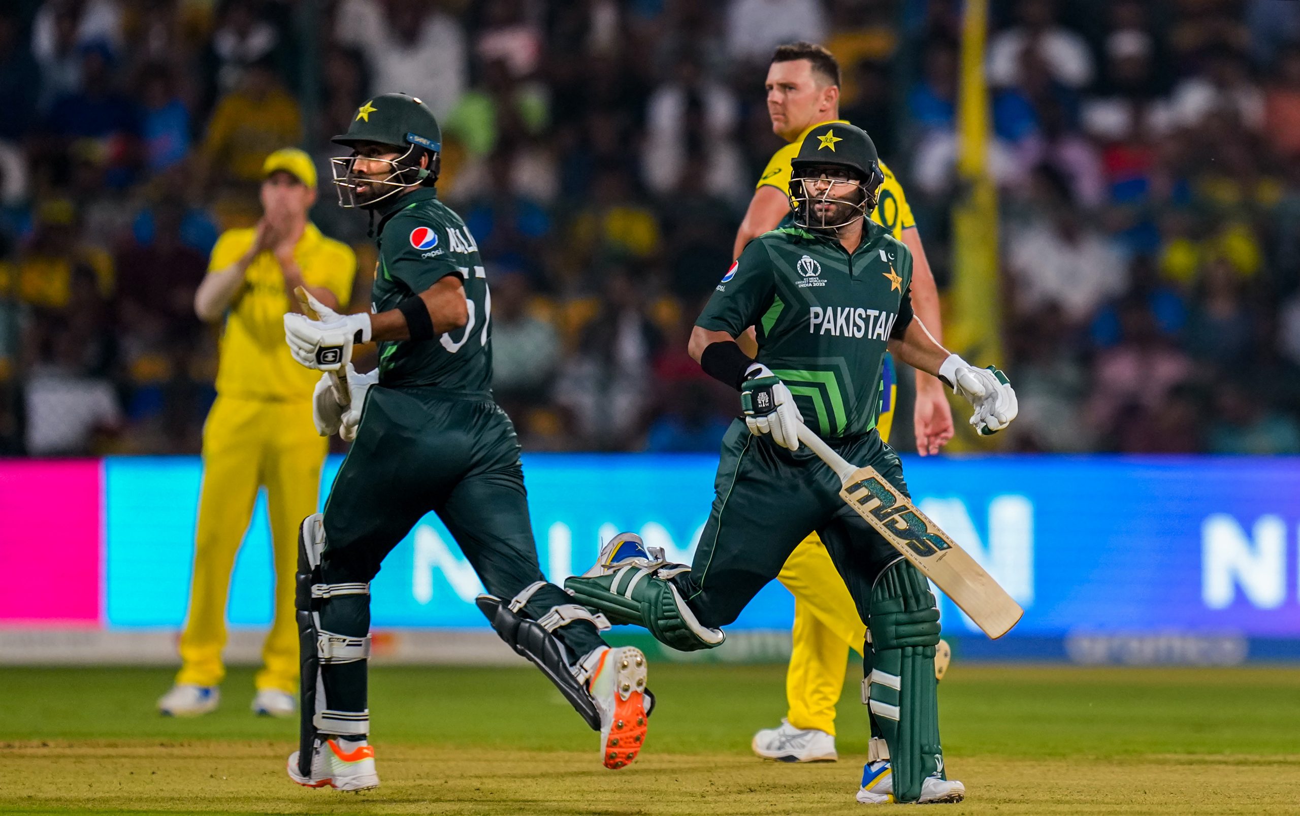 AUS vs pak