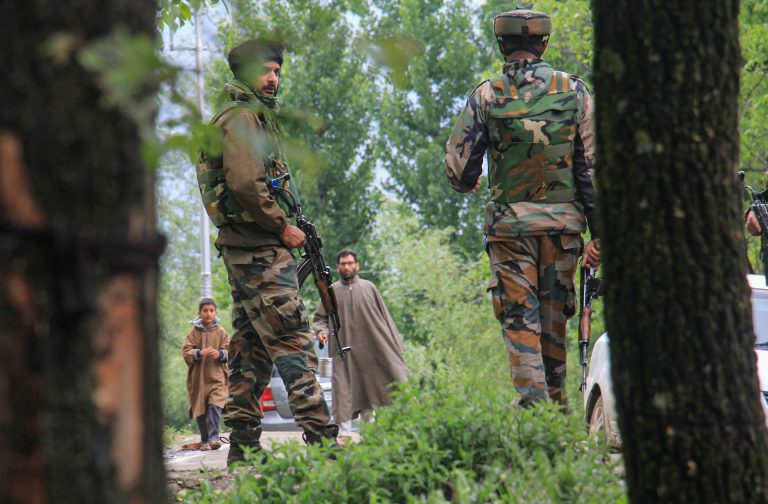 PM Modi Jammu-Kashmir Visit: पीएम मोदी के रैली स्थल से 12 किमी दूर जोरदार धमाका, इलाका थर्राया