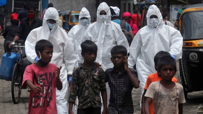 देश में लगातार तीसरे दिन आये संक्रमण के 30 हजार से ज्यादा नये मामले, जानें आपके राज्य में हैं कितने मरीज