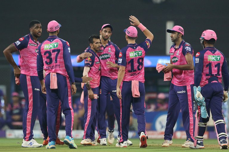 IPL Today Weather News: आरसीबी और राजस्थान रॉयल्स के मैच में कैसा रहेगा मौसम का मिजाज, पिच रिपोर्ट