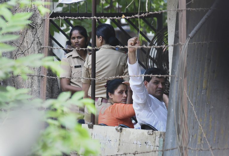 सेशंस कोर्ट से राणा दंपती को नहीं मिली राहत, अभी रहना होगा जेल में ही
