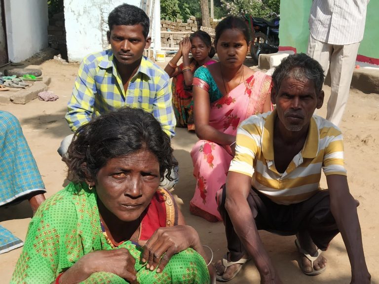 उत्तरकाशी हादसा : परेशान है मजदूरों के परिजन, कहा- निराशा के साथ-साथ बढ़ रही बेचैनी