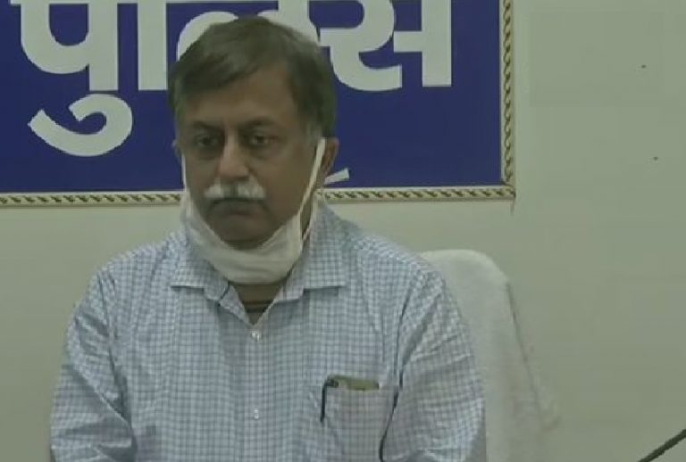 रेलयात्रियों के लिए है बड़ी खुशखबरी, अब यात्रा के दौरान परोसा जायेगा पका हुआ खाना