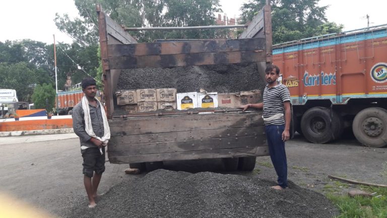 कोडरमा से इस तरीके से बिहार भेजी जाती थी अवैध शराब,  दो तस्कर गिरफ्तार