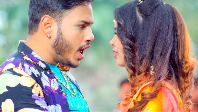अंकुश राजा का Bhojpuri देवी गीत ‘मेला में घुमा द दूल्हे राजा’ मचा रहा हंगामा, आपने Video देखा क्या?