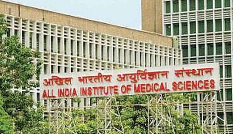 एक महीने के लिए बंद हो गई सबसे बड़े अस्पताल AIIMS की ओपीडी! अब ऑनलाइन होगा नॉन-कोविड मरीजों का इलाज
