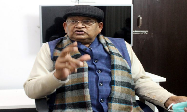 बिहार में खाद को लेकर गरमायी राजनीति, पूर्व कृषि मंत्री ने सरकार की नीयत पर उठाया सवाल, जानें क्या कहा