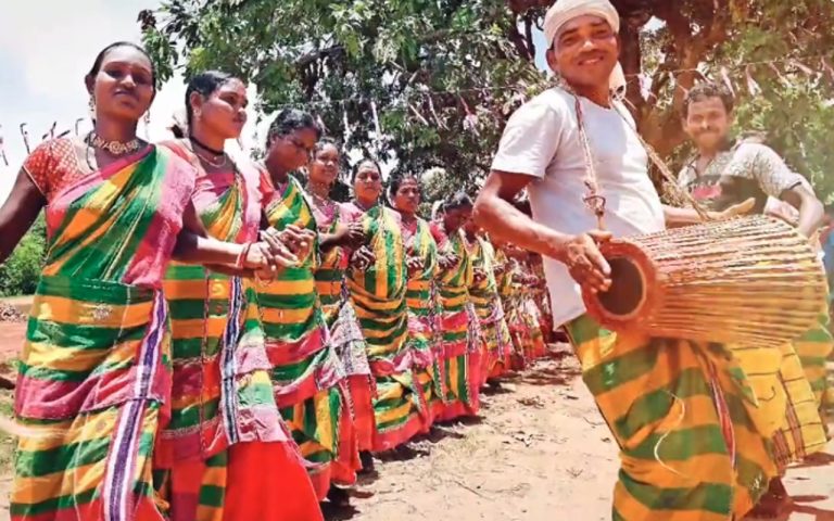 सांस्कृतिक विविधताओं के वाहक हैं आदिवासी