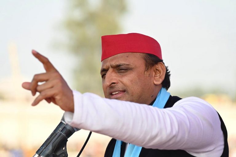 यूपी की योगी आदित्यनाथ सरकार पर सपा सुप्रीमो अखिलेश यादव का हमला, कहा- अपराध की बुलेट ट्रेन दौड़ रही