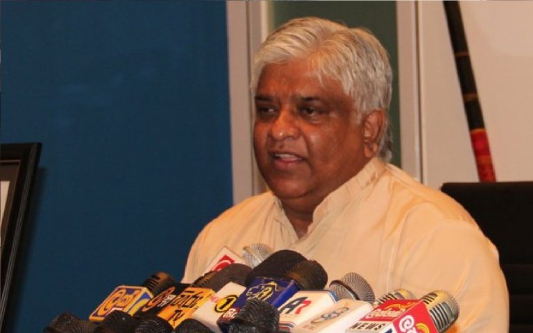 Arjuna Ranatunga: वर्ल्ड कप दिलाने वाले पूर्व कप्तान से बोर्ड ने मांगा 2 अरब का हर्जाना, जानें मामला