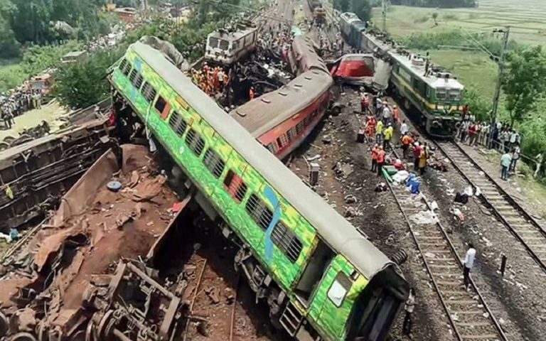 ओडिशा रेल दुर्घटना में बिहार के 21 यात्रियों की हुई मौत, 65 घायल, 35 लापता की हो रही खोज