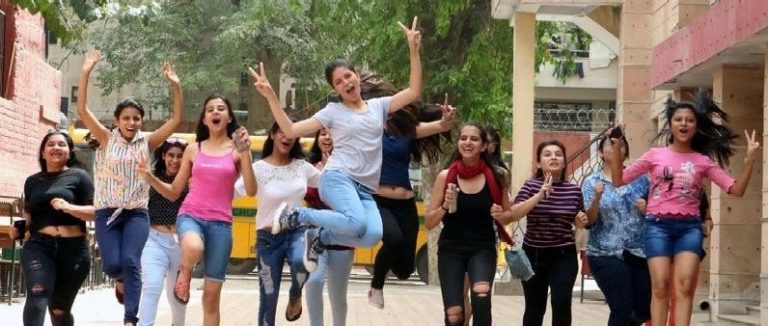 CISCE ISC Class 12th Result 2022: यूपी के 31 छात्र-छात्राओं ने लहराया परचम, यहांं देखें टॉपर्स की लिस्ट