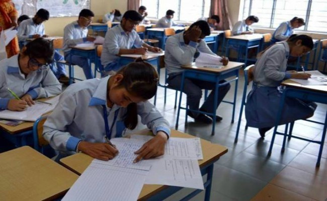 CISCE बोर्ड ने जारी की 10वीं और 12वीं पेंडिंग परीक्षाओं की तारीखें ,जानें कब होंगी परीक्षाएं