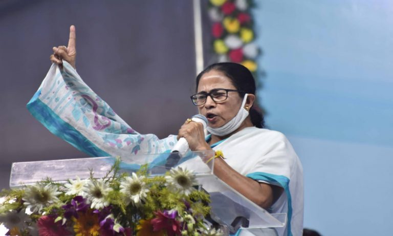 बंगाल के लोगों को जून 2021 तक मुफ्त मिलेगा राशन, सीएम ममता ने की घोषणा