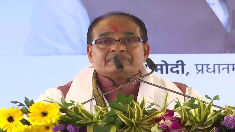 MP: सीएम शिवराज सिंह बोले, अंग्रेजी कोई योग्यता का प्रमाण नहीं, एमपी में उच्च शिक्षा की पढ़ाई हिंदी में होगी