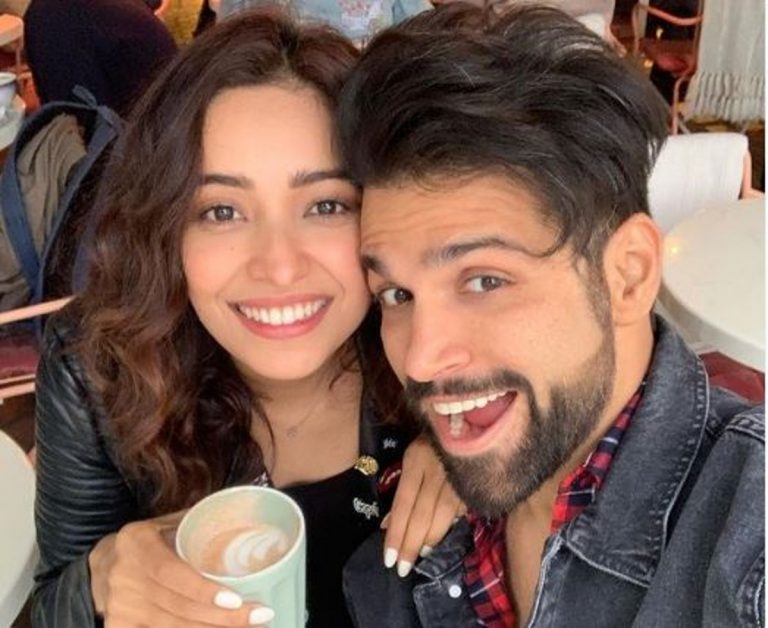 Asha Negi ने एक्स-ब्वॉयफ्रेंड ऋत्विक धनजानी को इस अंदाज में किया बर्थडे विश, फैंस बोले ये जोड़ी…