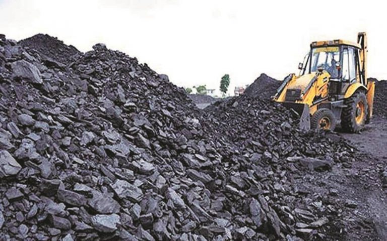 झारखंड : इजहार अंसारी ने कोयले की कालाबाजारी में मोटरसाइकिलों को ट्रक साबित कर दिया
