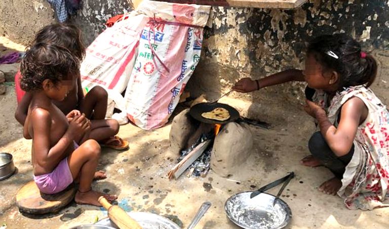 कोरोना की वजह से झारखंड, बिहार, बंगाल समेत 13 राज्यों के 4 में 3 बच्चों में नकारात्मक भावनाएं बढ़ीं