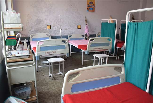 Bihar News : पीएमसीएच में ओमिक्रोन मरीजों के लिए लगे 18 बेड, 42 बेडों का बना कोविड वार्ड