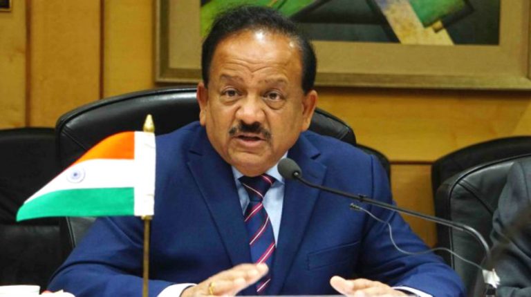 Corona Vaccine: भारत में कब और किसे लगनी शुरू होगी कोरोना वैक्सीन, स्वास्थ्य मंत्री हर्षवर्धन ने बताया प्लान