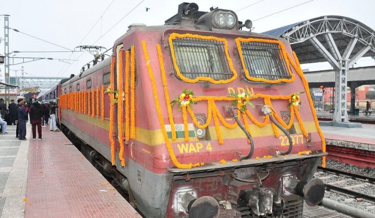 Indian Railways: दक्षिण पूर्व रेलवे फिर से शुरू करेगा 6 ट्रेनों का परिचालन, लिस्ट यहां देखें