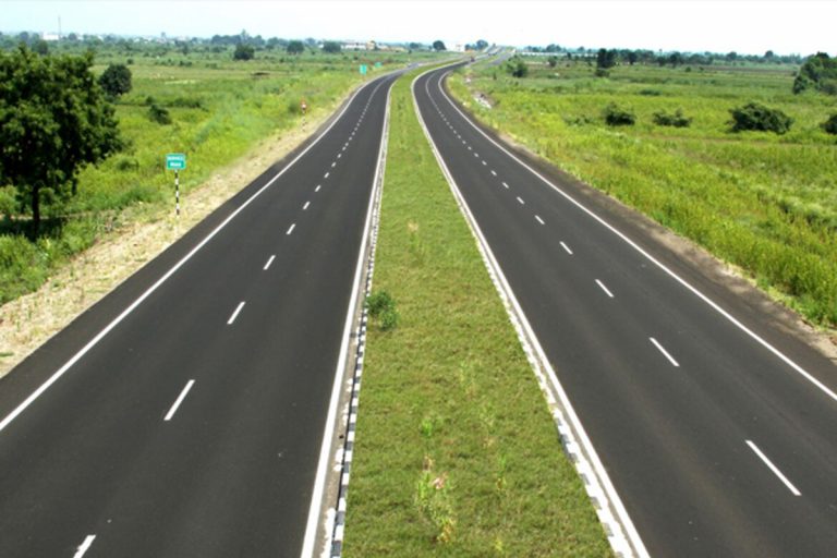 Bihar News: पटना से दिल्ली जाना होगा आसान, बक्सर से हैदरिया तक अगले साल से बनेगा फोरलेन