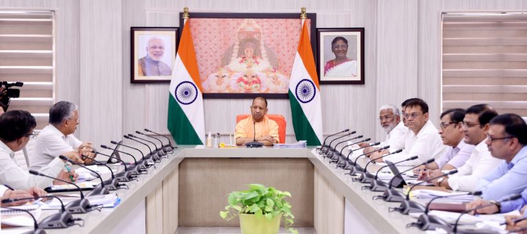अब शव नदियों में नहीं होंगे प्रवाहित, सरकार भू-समाधि देने के लिए लोगों को करेगी प्रेरित, सीएम योगी का है आदेश