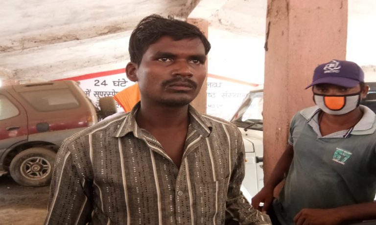 हलुमांड गांव में नकाबपोश अपराधियों ने एक युवक का किया अपहरण, 6 घंटे बाद पुलिस और ग्रामीणों के दबाव में हुआ मुक्त