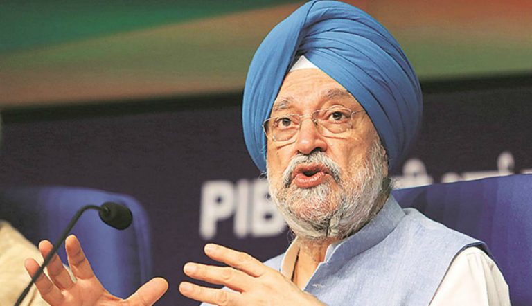 Petrochemicals: आने वाले समय में भारत बनेगा पेट्रोकेमिकल हब