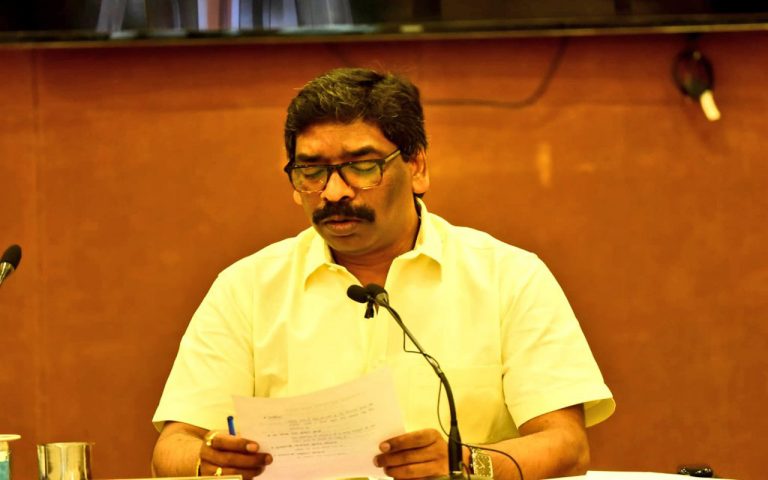 झारखंड: सीएम हेमंत सोरेन ईडी ऑफिस में नहीं हुए पेश, हाईकोर्ट से सभी समन निरस्त करने का किया आग्रह
