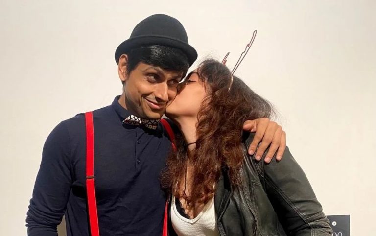 Aamir Khan की बेटी Ira Khan ने बॉयफ्रेंड नूपुर को किया KISS, रोमांटिक तसवीरें सोशल मीडिया पर वायरल