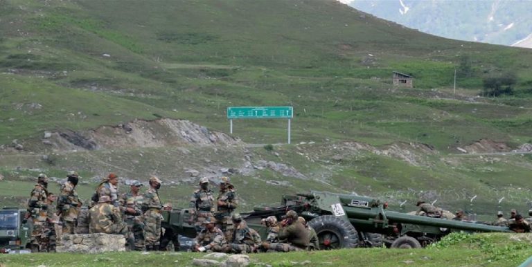 India-China face-off  : चीन ने लद्दाख की ओर तैनात किये परमाणु बॉम्बर