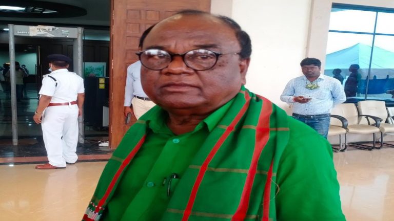 विधायक लोबिन हेंब्रम ने फिर बोला अपनी ही सरकार पर हमला, झारखंड बंद का भी किया समर्थन
