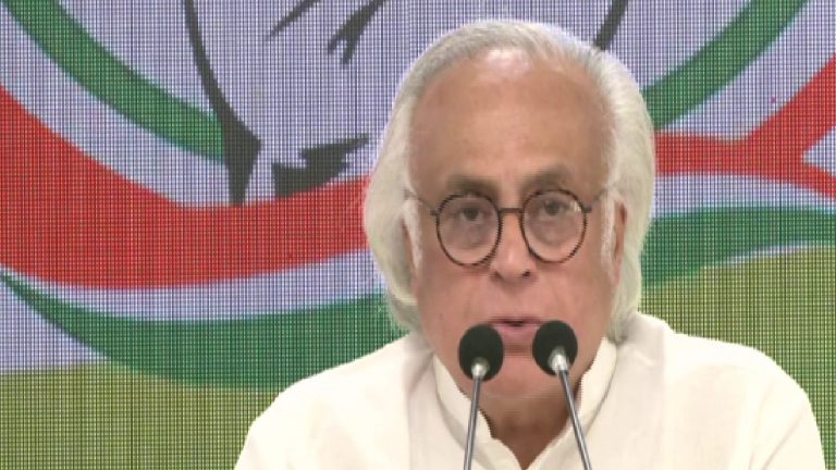 ED कार्रवाई को कांग्रेस ने बताया ‘बूस्टर डोज’, कहा, अदाणी की क्यों नहीं हो रही जांच, पीएम मोदी पर गंभीर आरोप