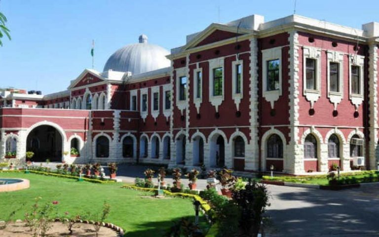 झारखंड हाइकोर्ट के रजिस्ट्रार समेत 15 कर्मचारी और पुलिसकर्मी कोरोना पॉजिटिव