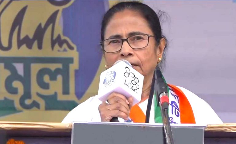 WB News: ममता बनर्जी ने पंचायत चुनाव को लेकर तृणमूल कांग्रेस के वरिष्ठ नेताओं की बैठक बुलायी