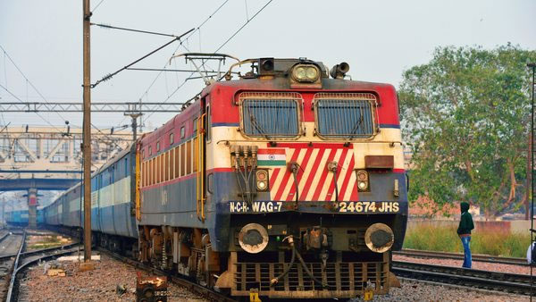 Indian Railway|Sarkari Naukri: एनटीपीसी में भर्ती के लिए रेलवे ने सीबीटी -2 के लिए जारी किया नोटिस