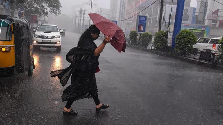 Bihar Weather Forecast : अभी दो दिन और होगी बारिश, तापमान भी बढ़ेगा