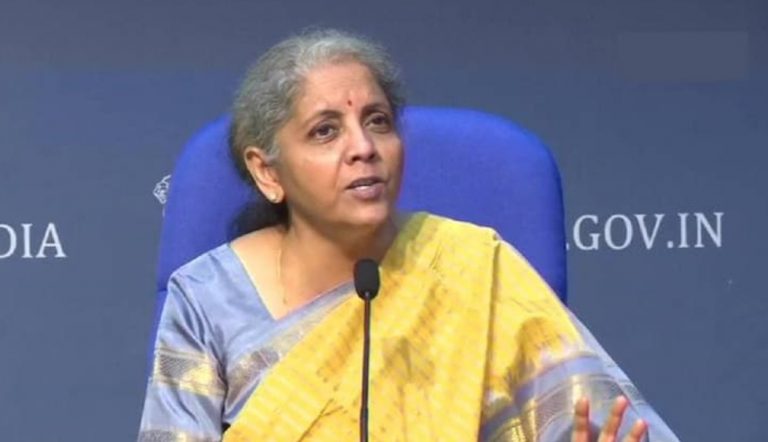 ई-फाइलिंग पोर्टल की खामियों पर सीतारमण ने इन्फोसिस के अधिकारियों से की बात, लॉन्चिंग के बाद से ही आ रही दिक्कत