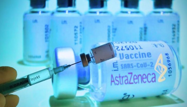 Corona vaccine : 1 हफ्ते में दुनिया के 12 देशों ने लगाई ऑक्सफोर्ड-एस्ट्राजेनेका वैक्सीन पर रोक, भारत में भी हो रहा इस्तेमाल