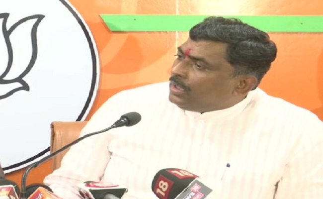 मध्य प्रदेश: बीजेपी नेता पी मुरलीधर राव के बिगड़े बोल, कहा- ‘ब्राह्मण’ और ‘बनिया’ मेरी दो जेबों में