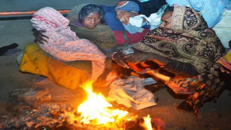 Jharkhand Weather News: झारखंड में बढ़ने लगी ठंड, स्वास्थ्य विभाग ने बचाव के लिए जारी की गाइडलाइन