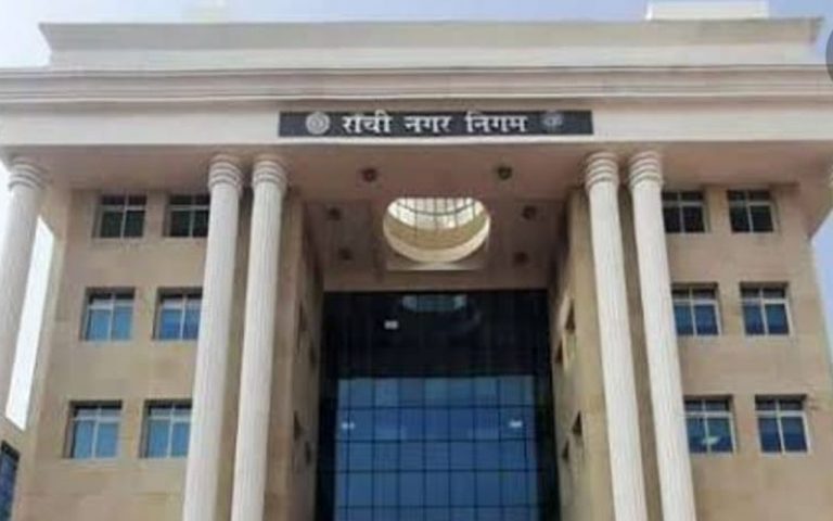 Explainer: झारखंड में ट्रिपल टेस्ट को लेकर पक्ष-विपक्ष आमने-सामने, जानें नगर निकाय चुनाव में क्यों हो रही देरी